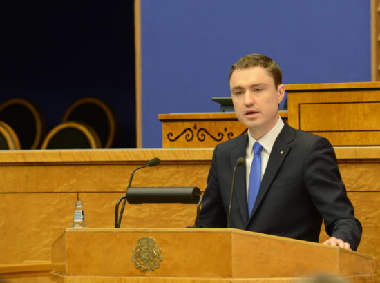 Riigikogu täiskogu istung 8. aprill 2015  (Peaministrikandidaat Taavi Rõivase ettekanne valitsuse moodustamise alustest)